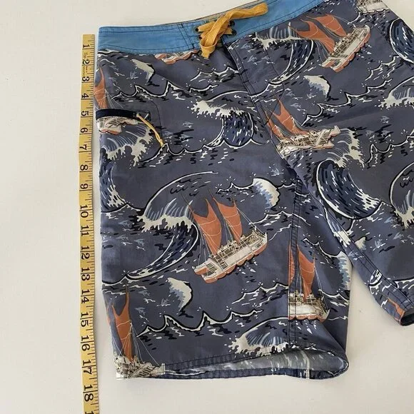 Vintage Patagonia Pataloha Swim Trunks Board Shorts Men 28 Boat Waves Hawaiian - Picture 13 of 15